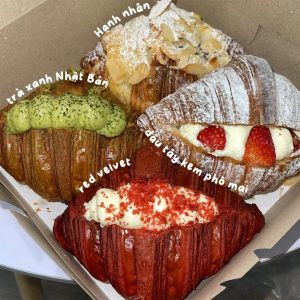 Bánh Sừng Bò 4 Vị